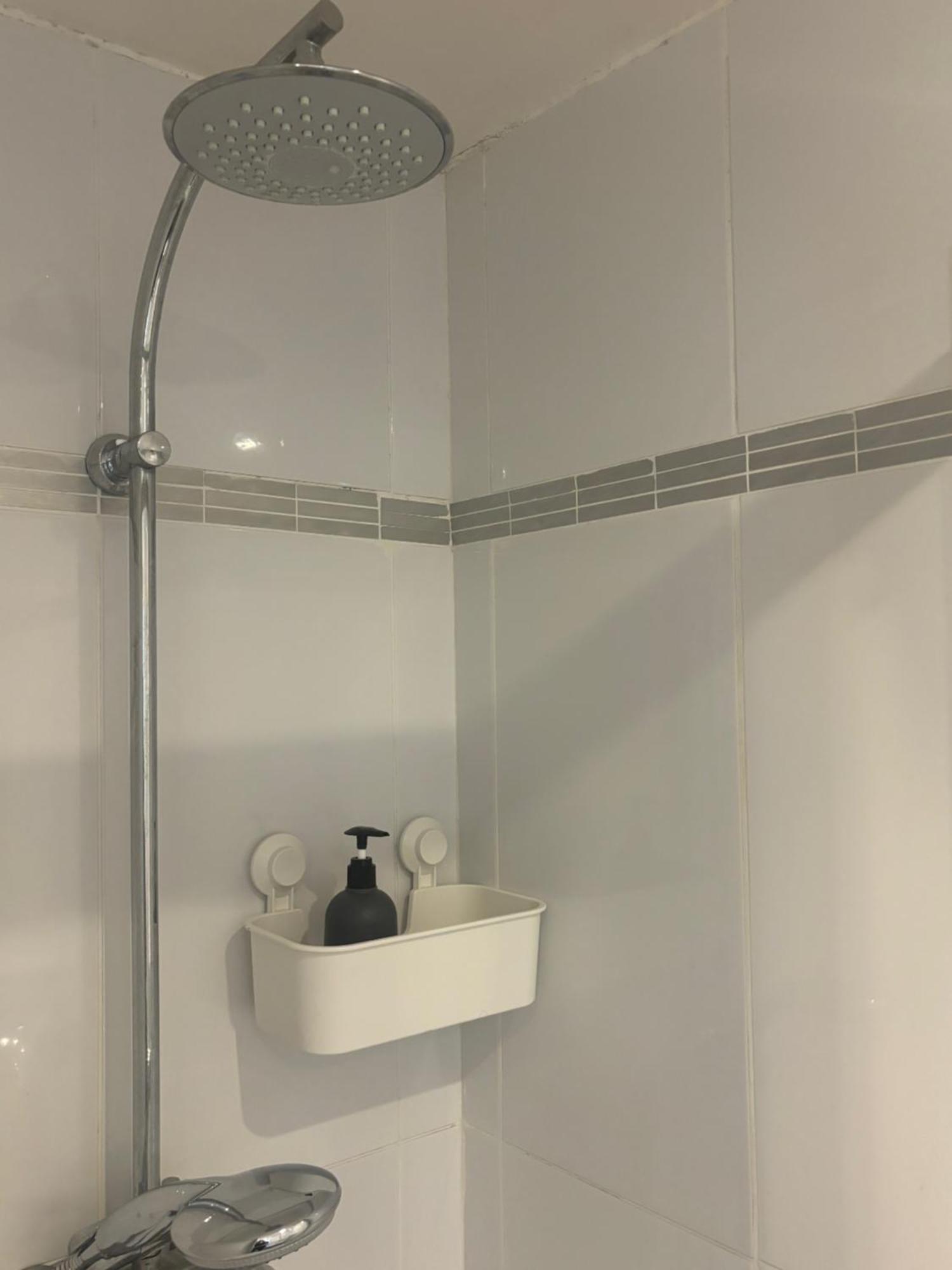 Studio Au Calme Apartment Монтрей Екстериор снимка
